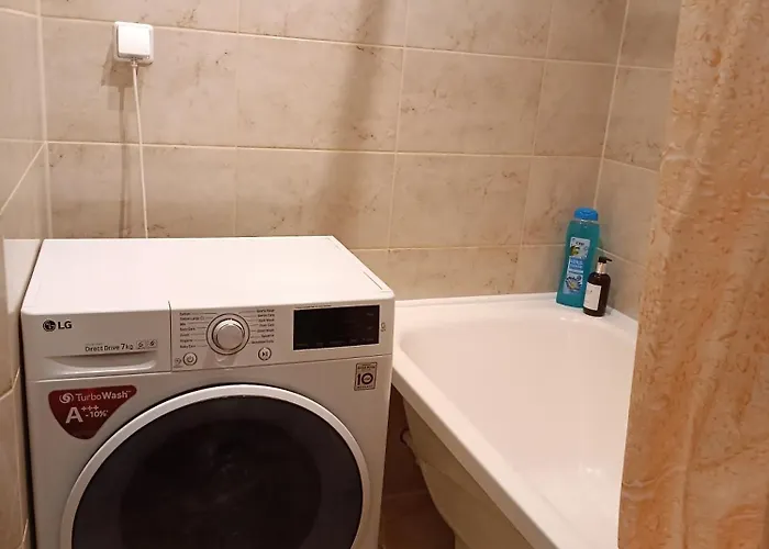 Apartment Quiet Dzelzavas Street Riga